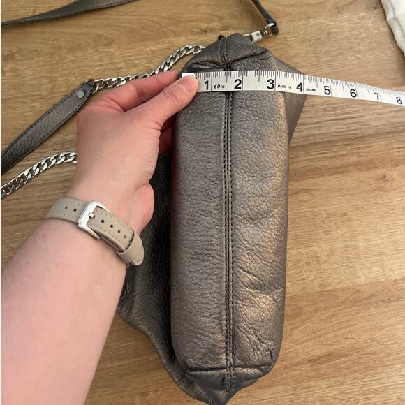 Michael Michael Kors Silver Pebbled Leather Shoulder Crossbody Bag w/ Dustbag - Picture 12 of 13